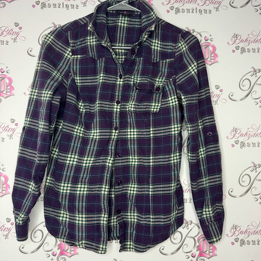 I 🩷 Ronson button up plaid shirt collared purple blue green white stripes